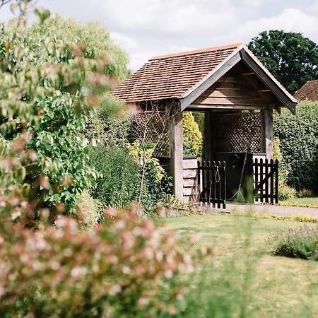 Forest Farm Barn Hampshire Villa Bishops Waltham Exterior photo